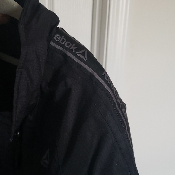 Reebok spring Jacket - Picture 2 of 7